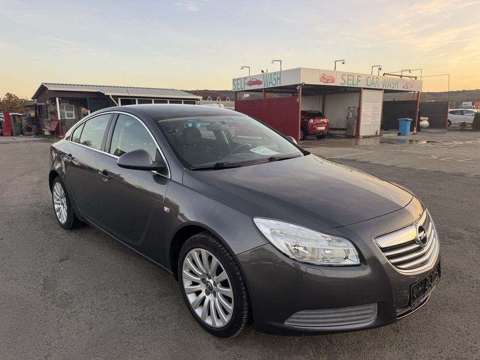 Opel Insignia 2011 1.8 benzina clasic 140 cp
