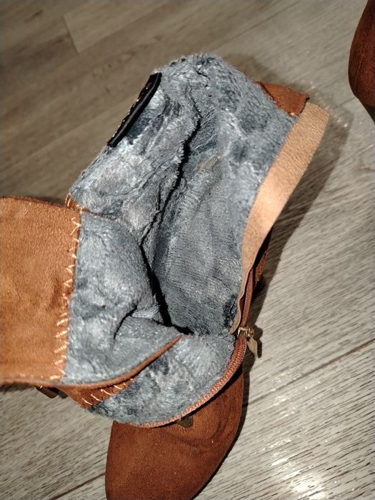 Продается туфли ботильон