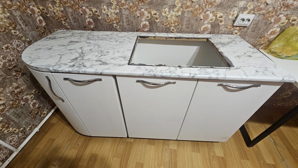Продам кухонный гарнитур