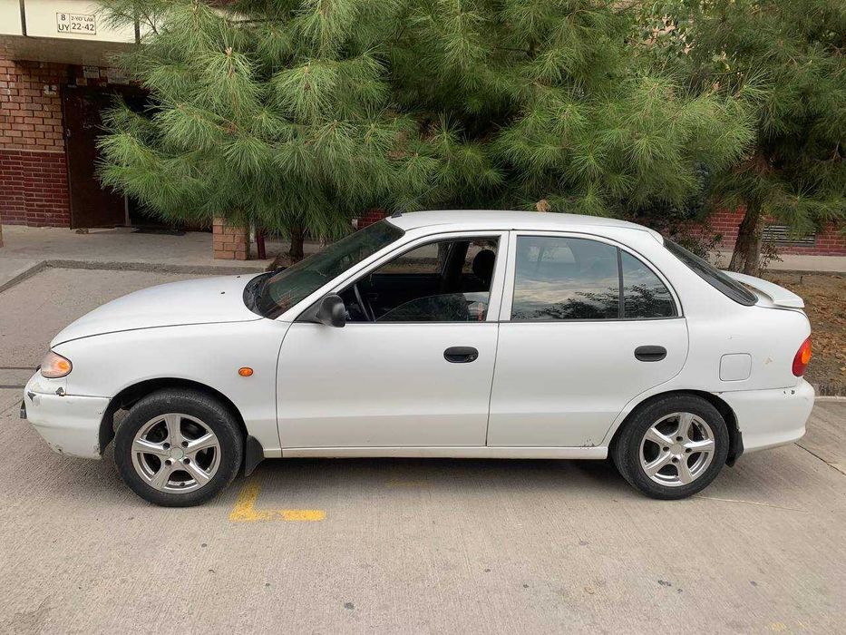 Hyundai accsent 1994 йил (Хйундай аксент)