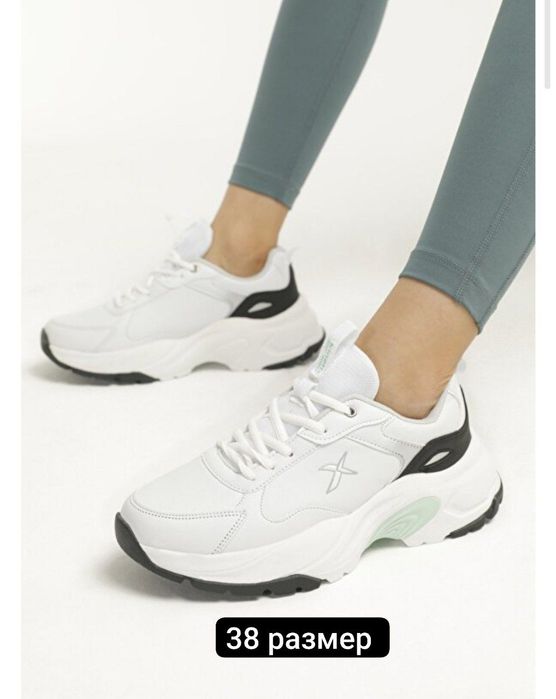 Продается кроссовки