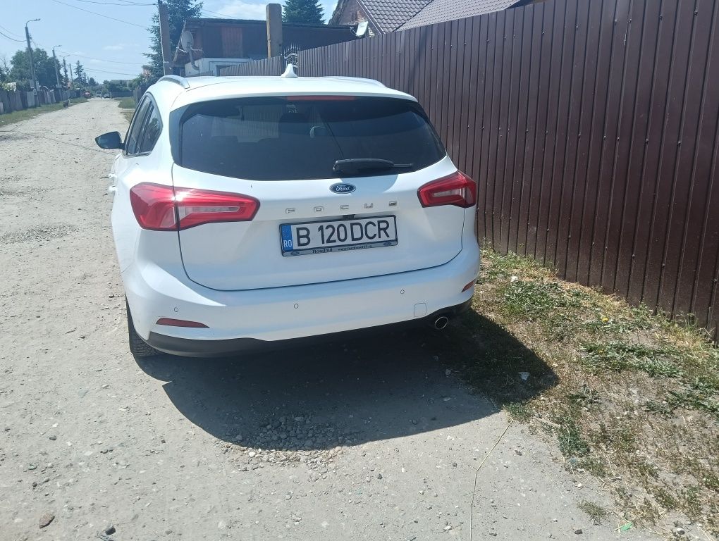 Ford focus  6 2019