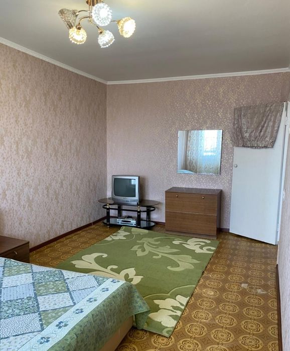 Продам 1-комн квартиру в п.Заводском 3 этаж .
