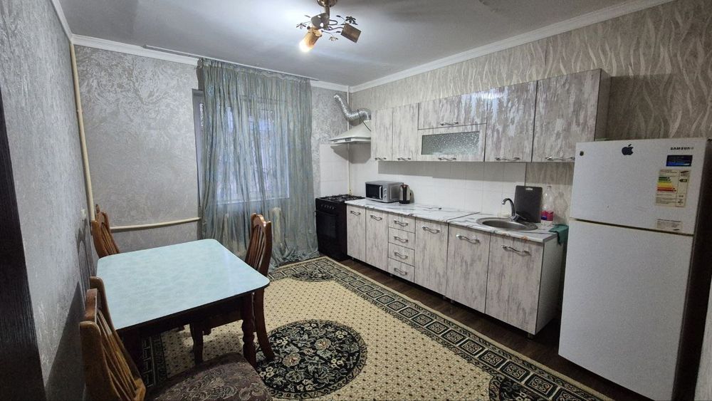 Сдаёться Квартира.  БИИ. Максим Горький 2/2/5. 70м²
