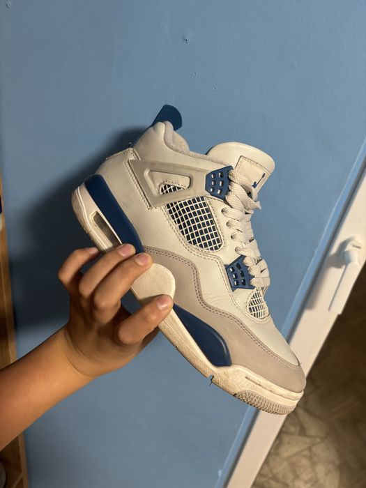 Продавам jordan4