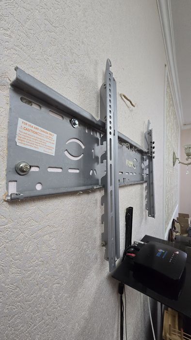 кронштейн для телевизора