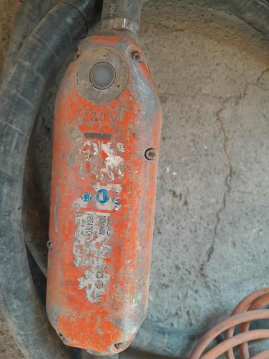 Vănd vibrator beton vibratech 230w neg