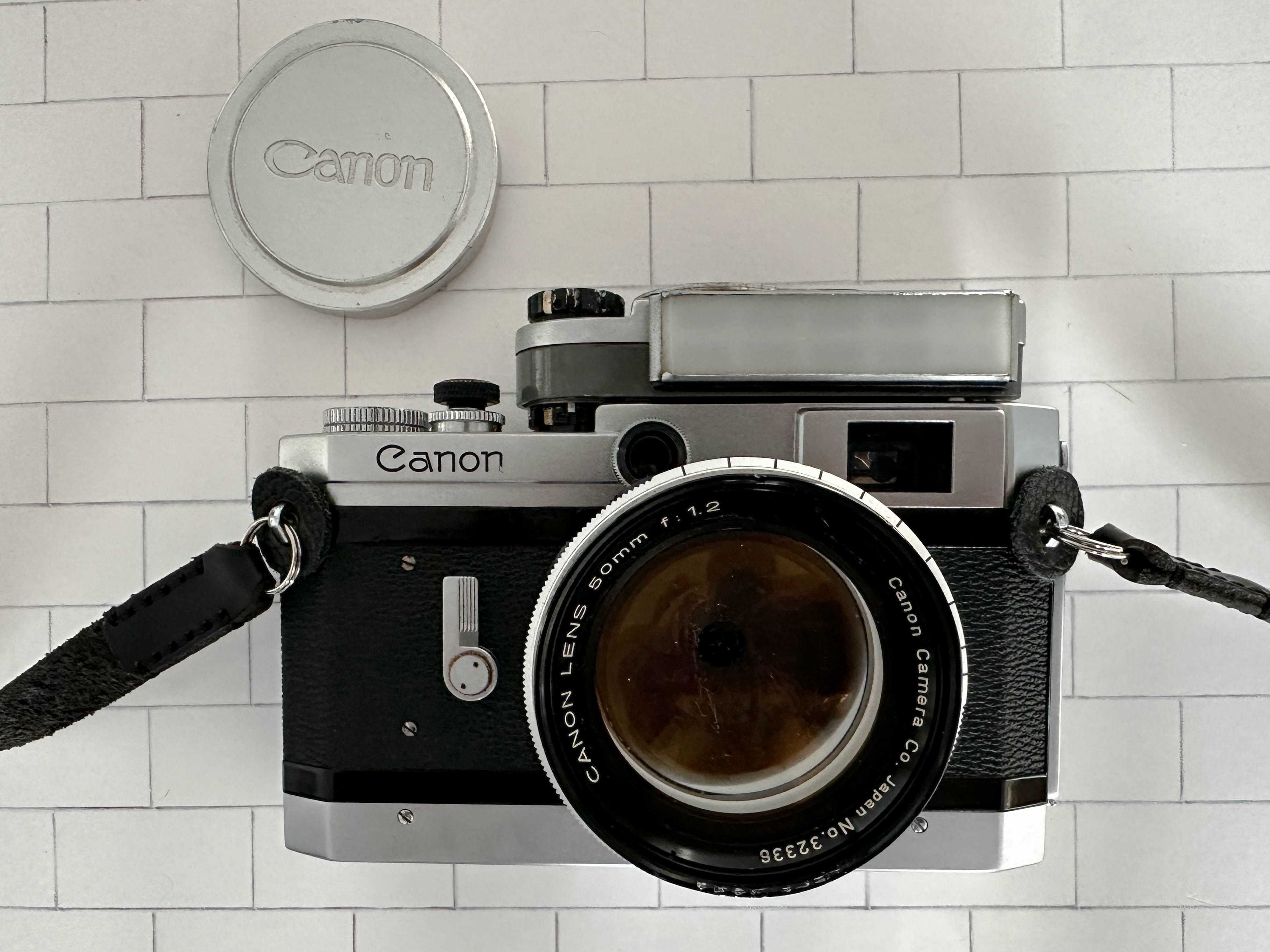 Pentru vânzare: Aparat foto rangefinder vintage Canon VI-T