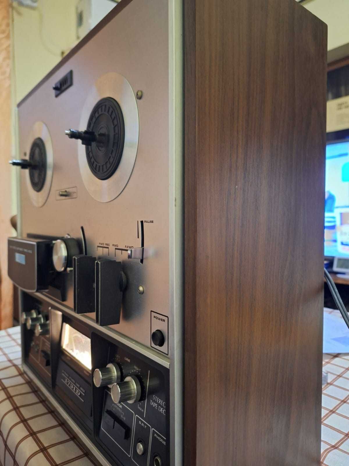 Magnetofon Akai 1731D