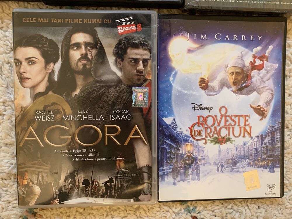 DVD filme istorice +  DVD O poveste de Craciun