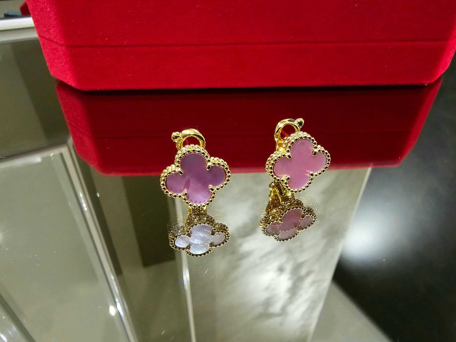 Van Cleef & Arpels VCA Gold Pink Opal Vintage Alhambra Дамски Обеци