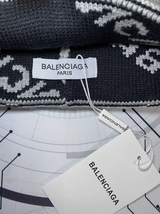 Caciula Balenciaga grey