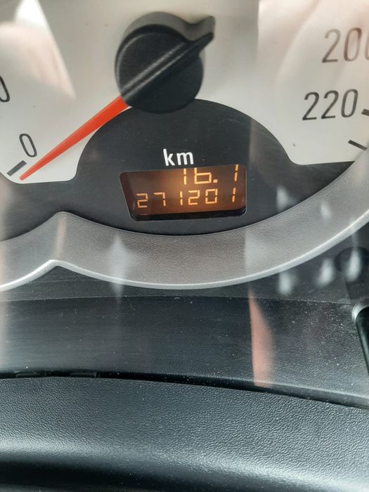 Opel corsa 1.4 benzina