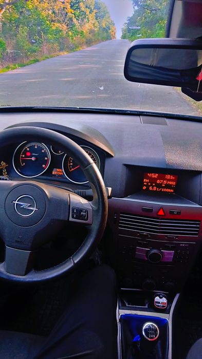 Vând Opel Astra H