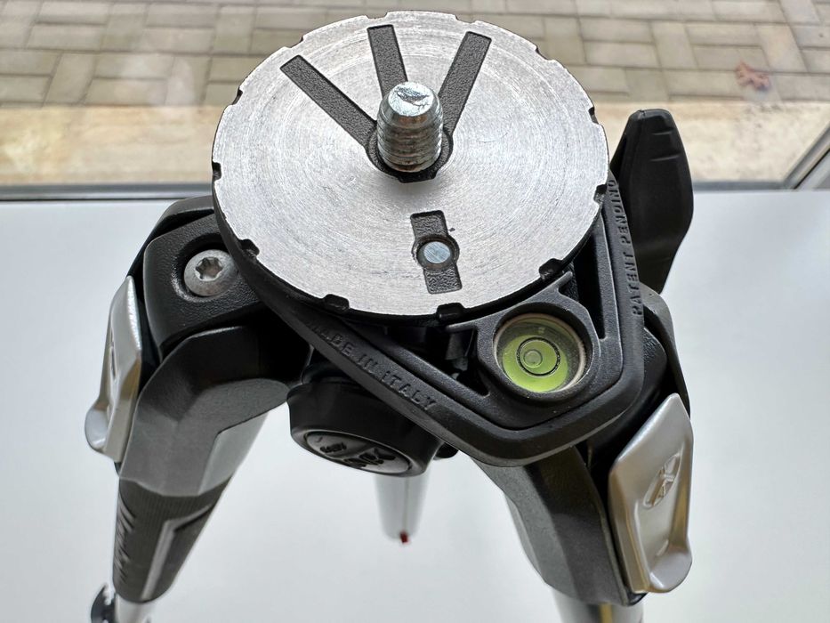 Manfrotto MT190XPro3 + Manfrotto MHXPRO-3W статив за фотоапарат