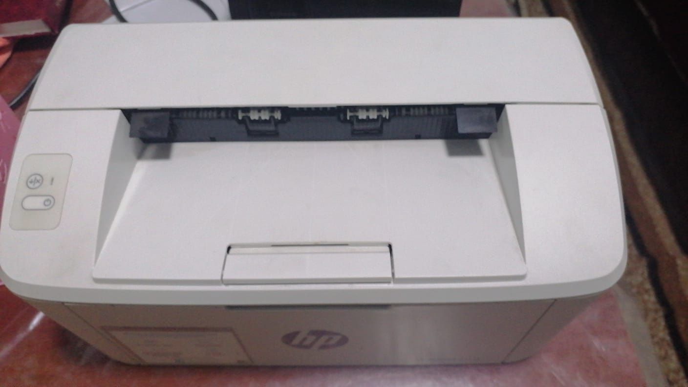 Принтер hp Lazer jet 111 a