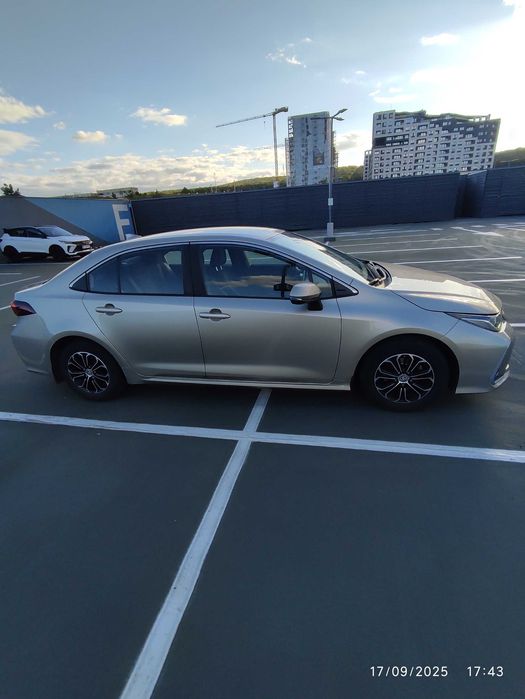 Toyota Corolla Sedan 1.5 model Business
