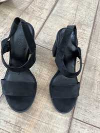 Sandale elegante Bershka