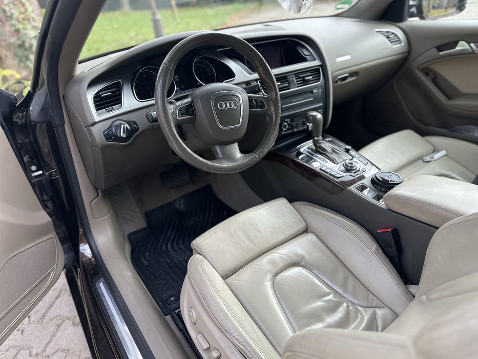 Audi A5 Cabrio - automat