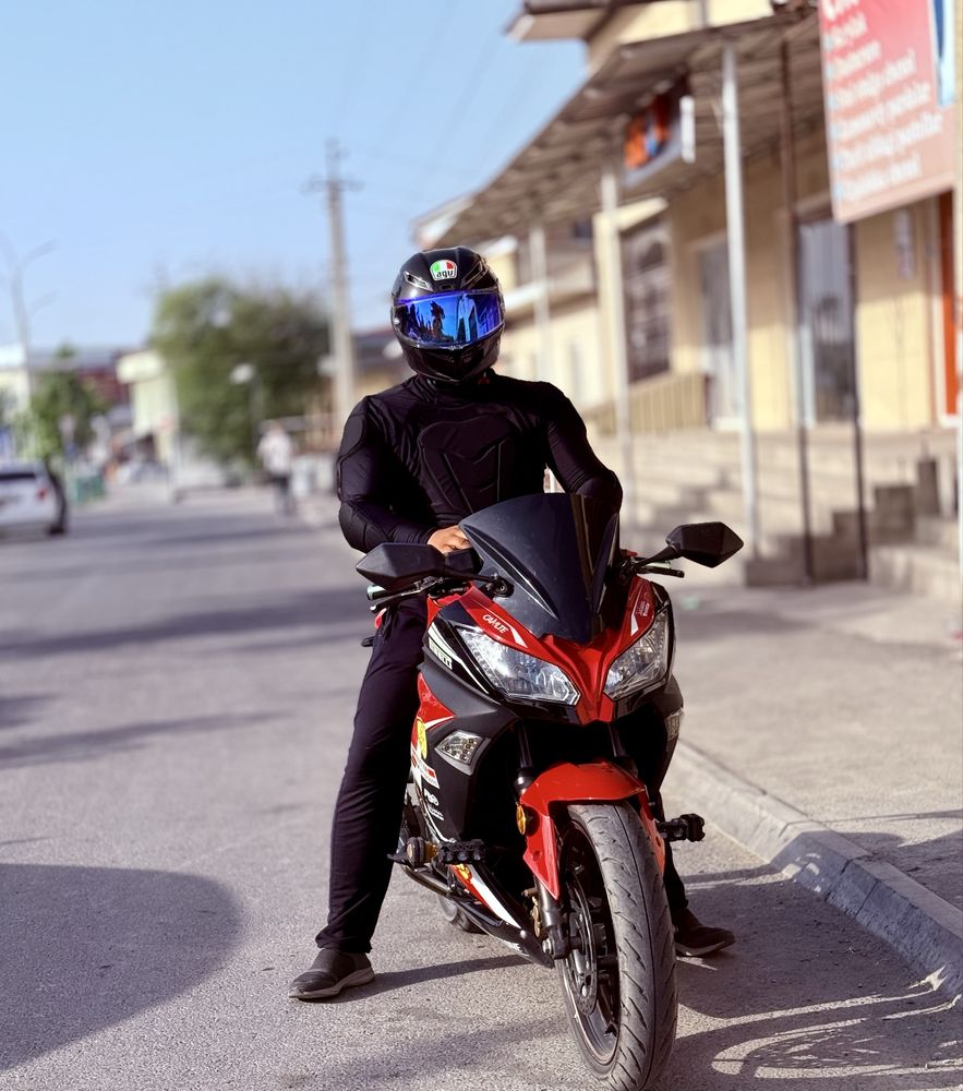 Kawasaki ninja sotiladi