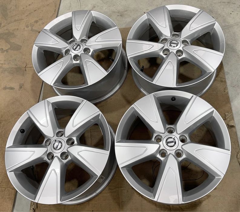 Jante Volvo 17 XC40 impecabile FACTURA