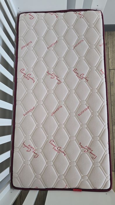 Дървена кошара 60х120 с функция next to me + матрак Magniflex