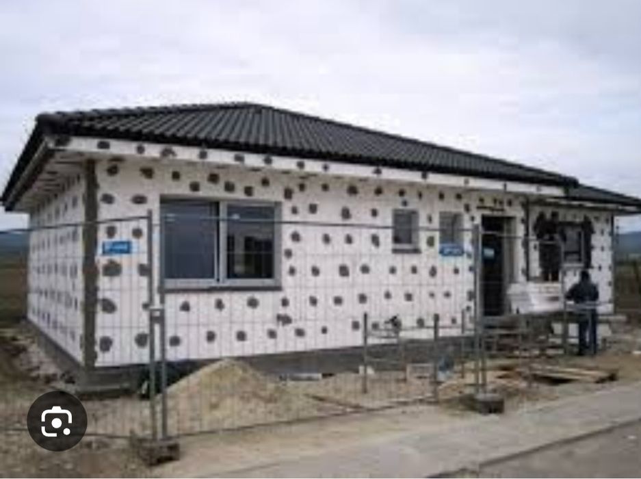 Casă pe structură metalică