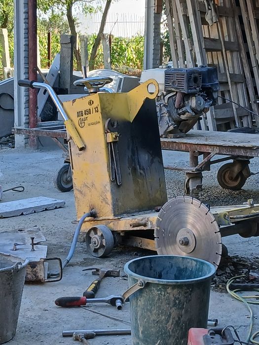 Reparati și intretinere