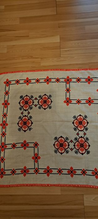Vind fata de masa ,80 / 80