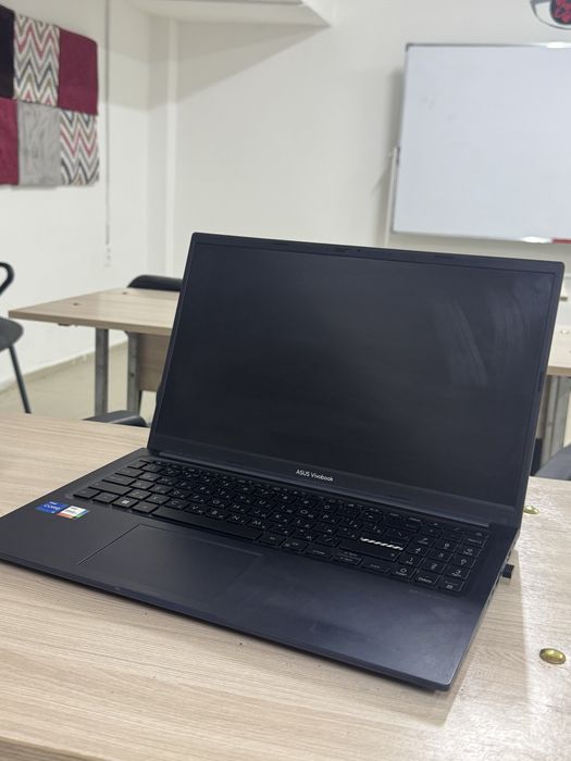 Продается ноутбук Vivo Asusbook