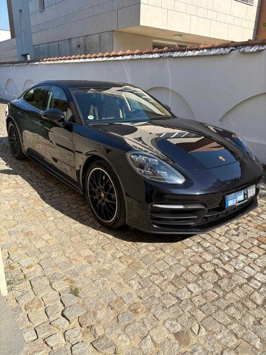 Porsche Panamera 4E 330 cp TVA deductibil