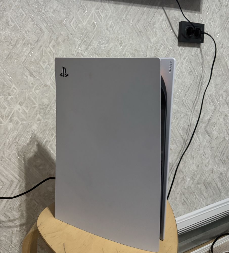 Продам PlayStation 5