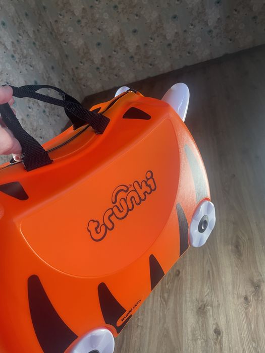 Чемодан детский trunki