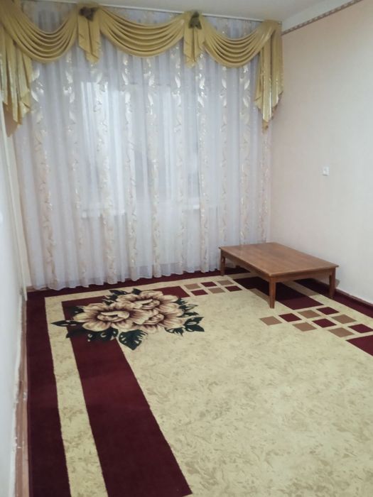 Продается 2х комнатная новой планировки в 8 микрарайоне.Срочно!