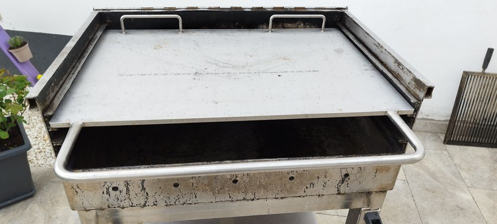 Gratar inox alimentar cu plită si grill