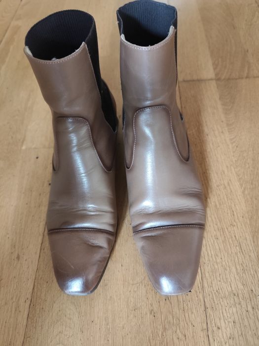 Продавам кафяви боти от естествена кожа Massimo Dutti