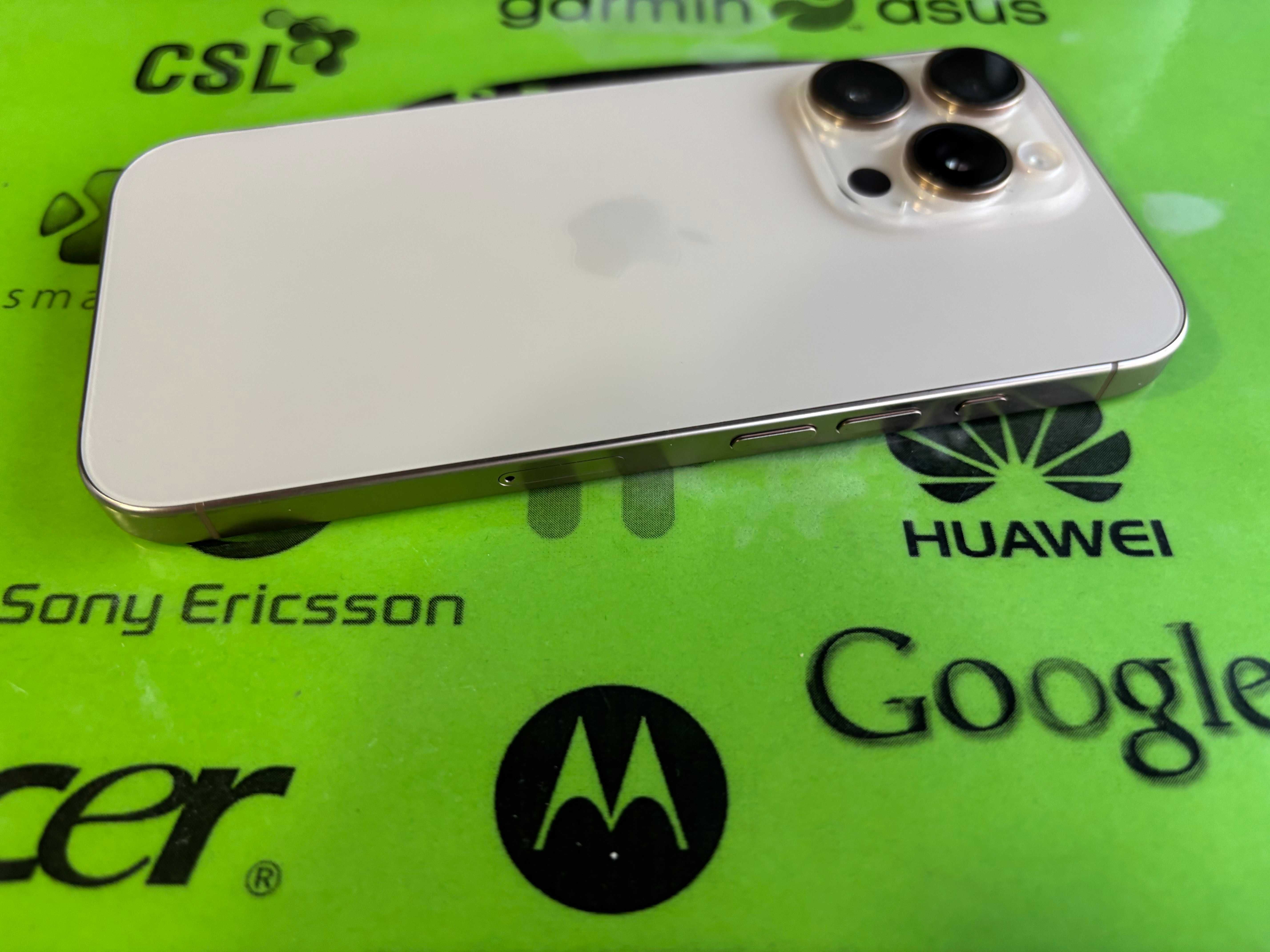 *НОВ* iPhone 16 Pro 128gb Desert Titanium 3 години гаранция
