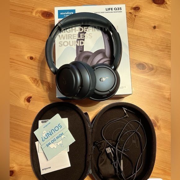 SoundcoreQ35 наушники