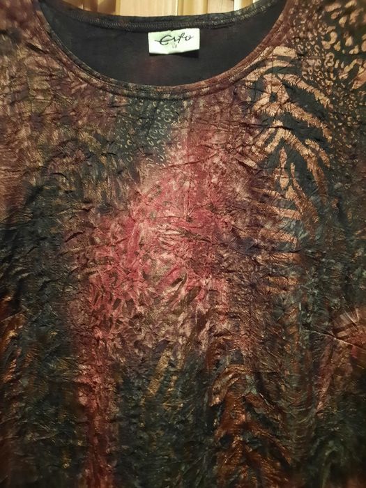 Bluza dama cu inserții aurii mărimea 48