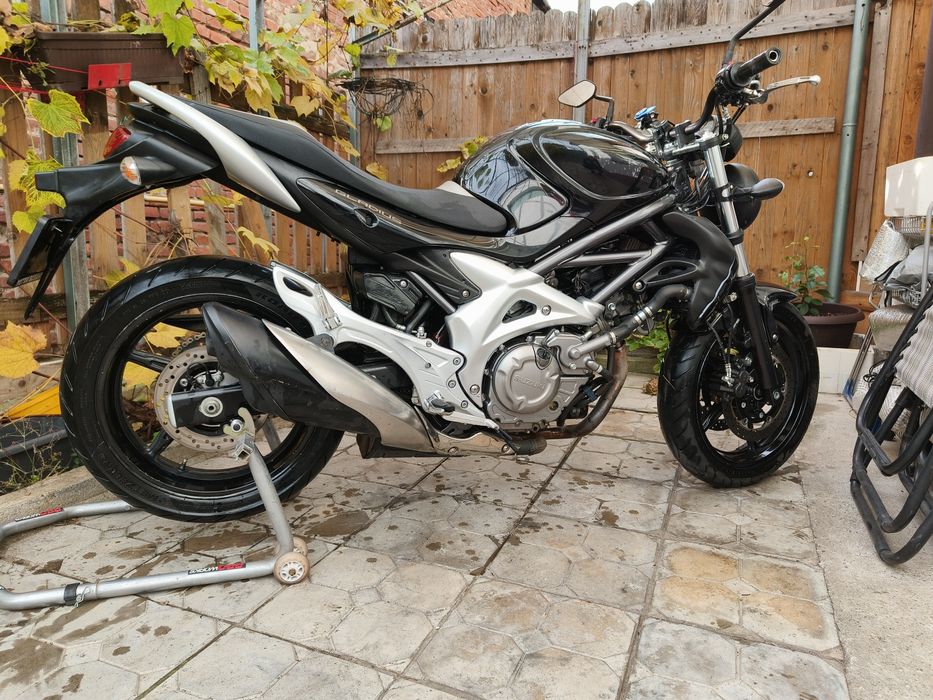 Suzuki Gladius SFV650 2009 – ABS, 35.000 km