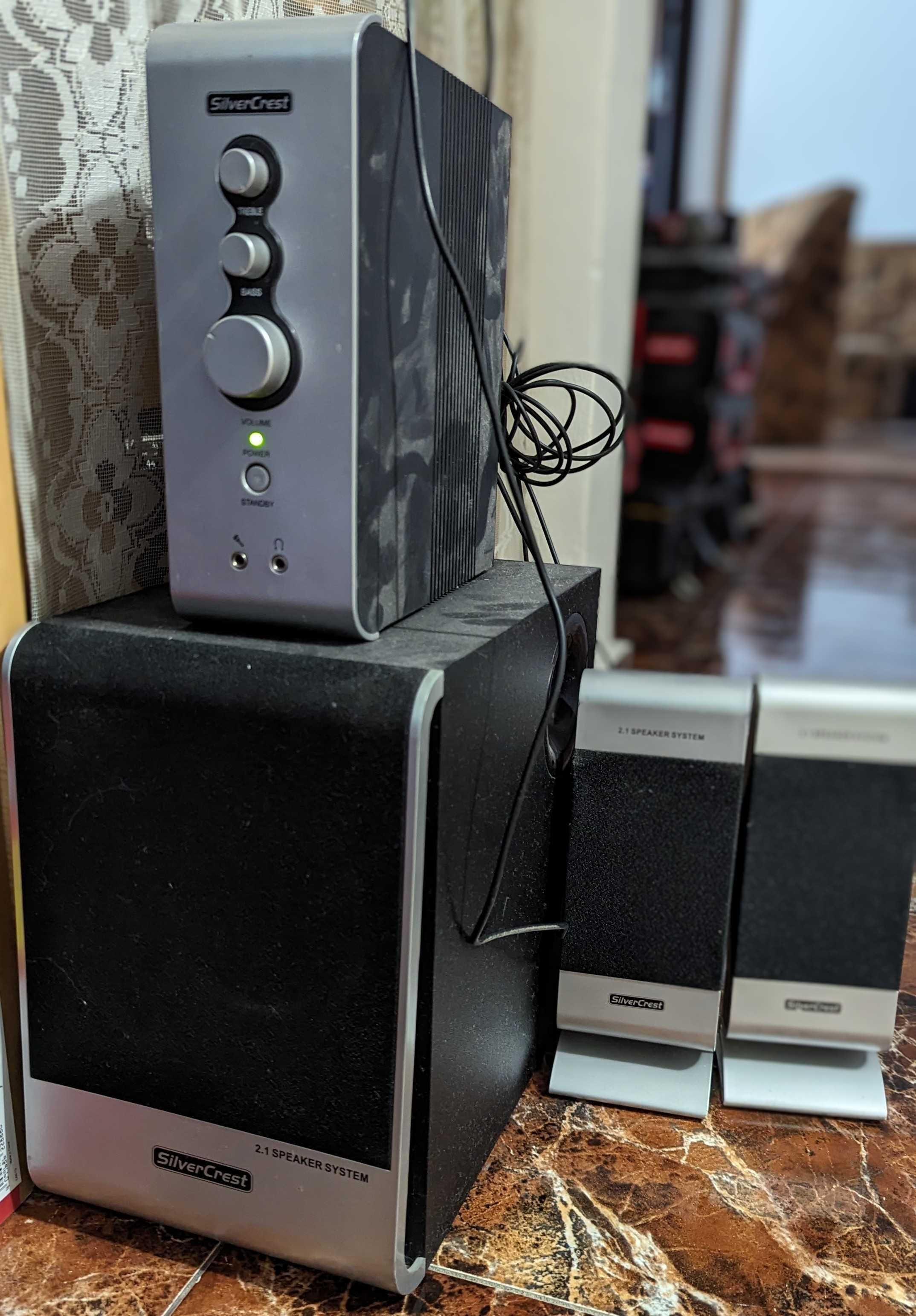 Stație, Subwoofer + 2 boxe SilverCrest