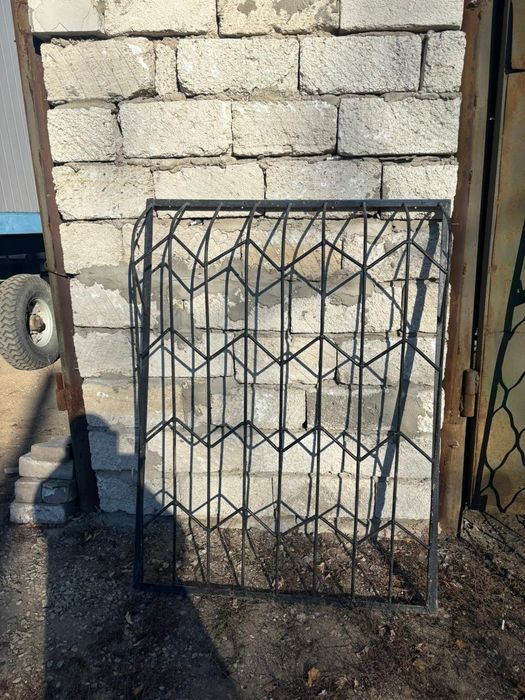 Продам решотки Высота 1.40 , Ширина 1 мет