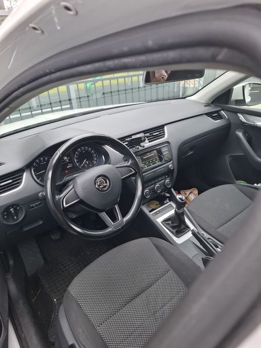 Skoda Octavia   1.6tdi