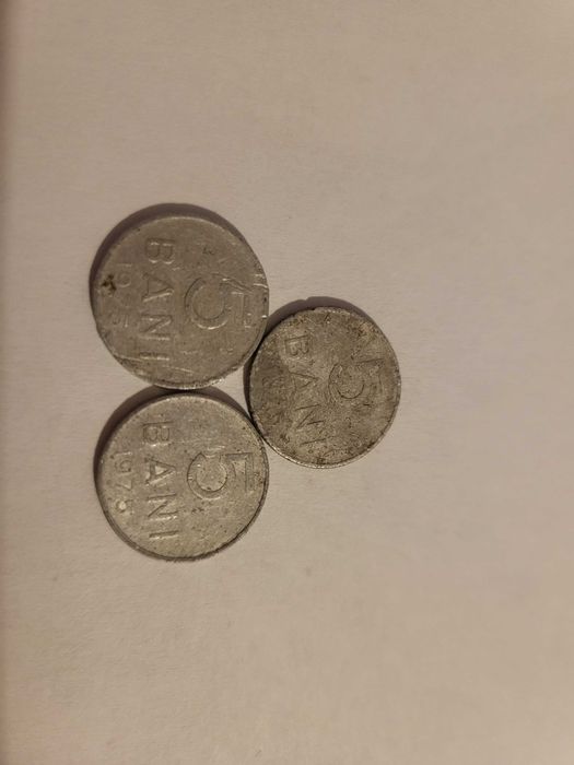 Moneda 5 bani din anul 1975