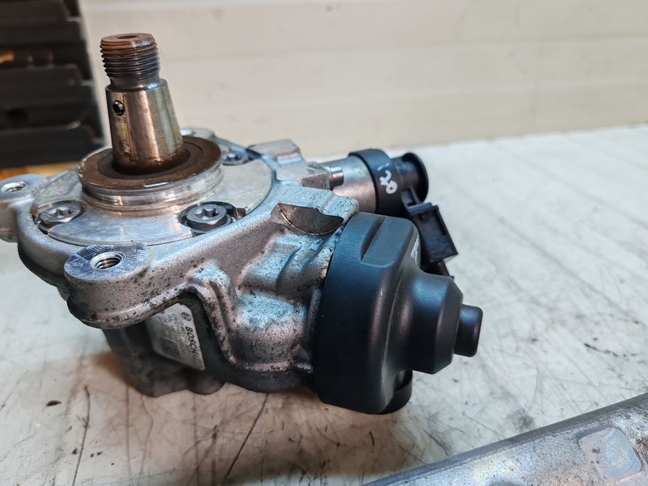 Pompa înaltă presiune audi A4 b8 2.0tdi 170cp