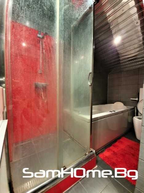 Продава се Четиристаен апартамент в Варна, Зимно кино Тракия - 166 кв.м за 1507 €/кв.м - Снимка #9