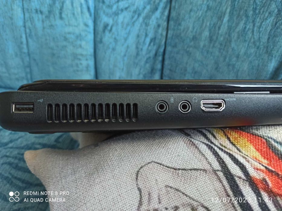 Dell Inspiron M5010 AMD + чанта