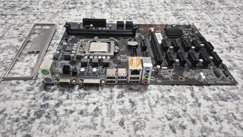 комплект Intel Pentuim G4400 3.3 GHz +  дънo B150 LGA 1151 ATX + fan