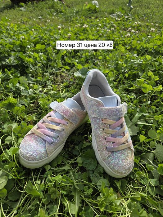 Обувки за момиче 28,29,31