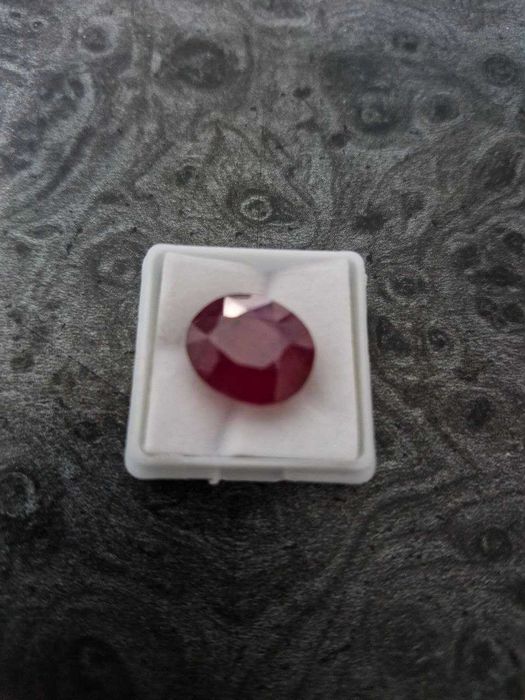 Natural Ruby (натуралний рубин)